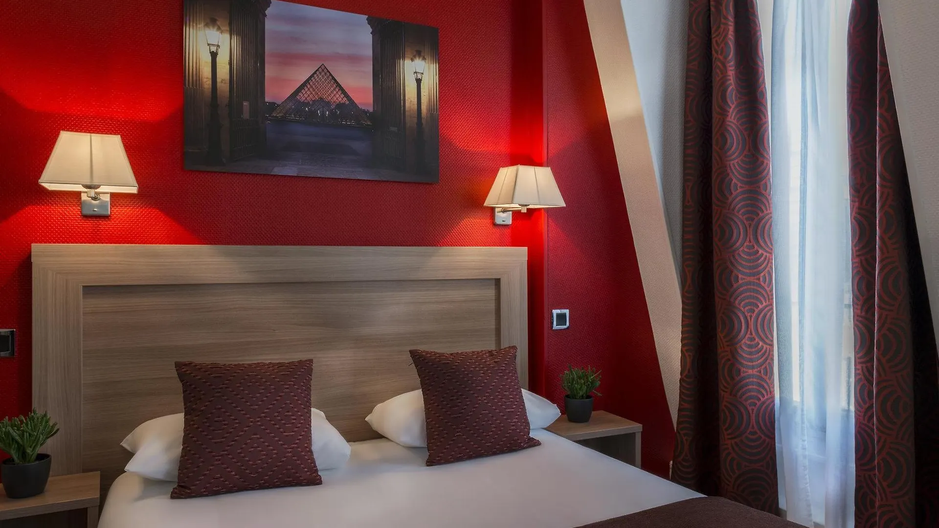 Sookie Hotel